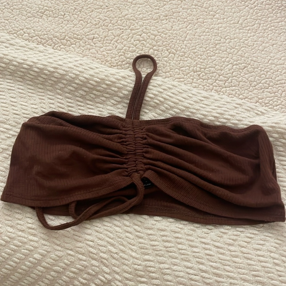 Strapless top